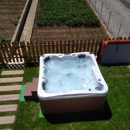 Rural Casa Paco Con Chimenea Y Jacuzzi Exterior Aínsa
